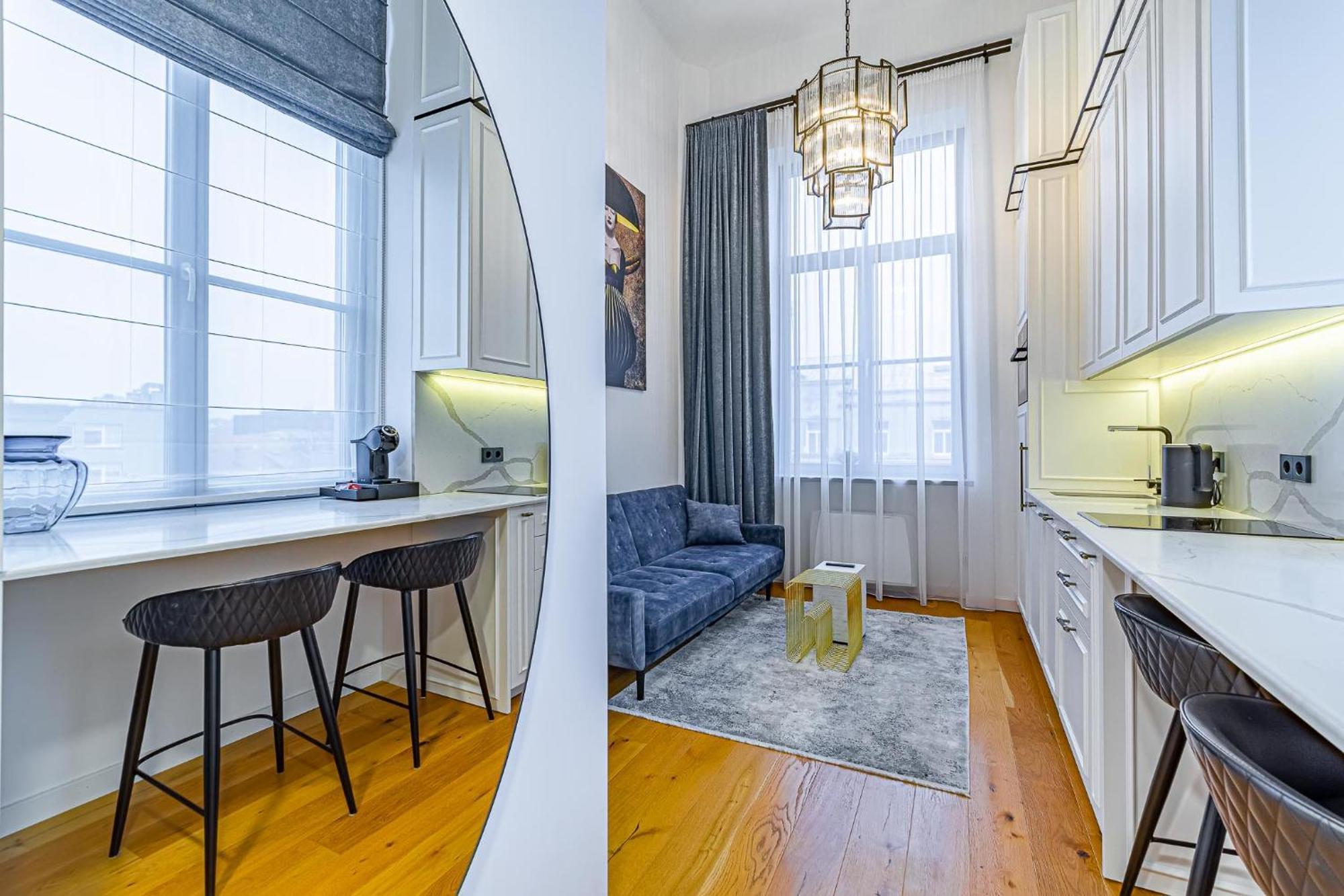 Ministerija Loft Apartment With Parking & Ac คอนัส ภายนอก รูปภาพ