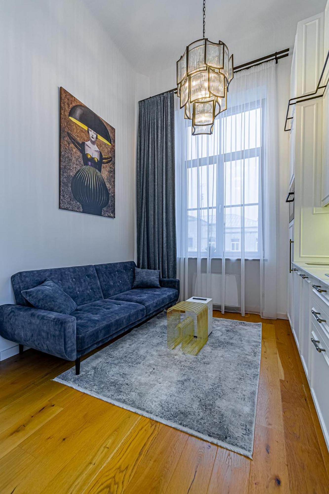Ministerija Loft Apartment With Parking & Ac คอนัส ภายนอก รูปภาพ